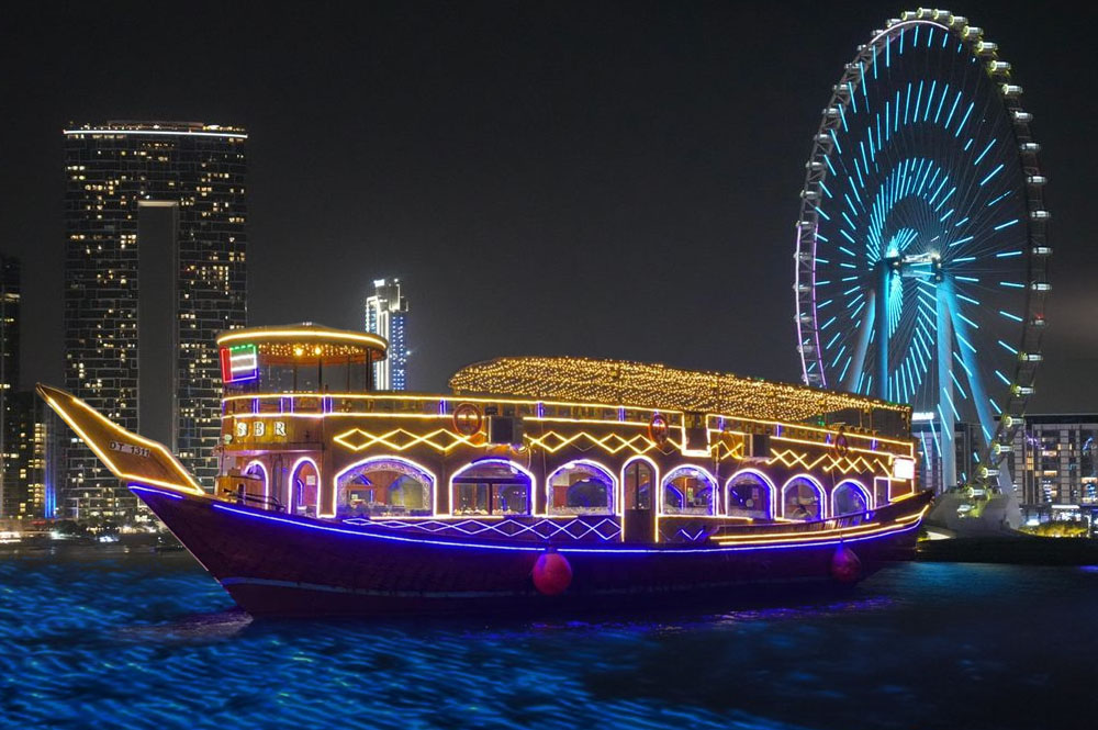 Dhow Cruise Dinner with Live Entertainment